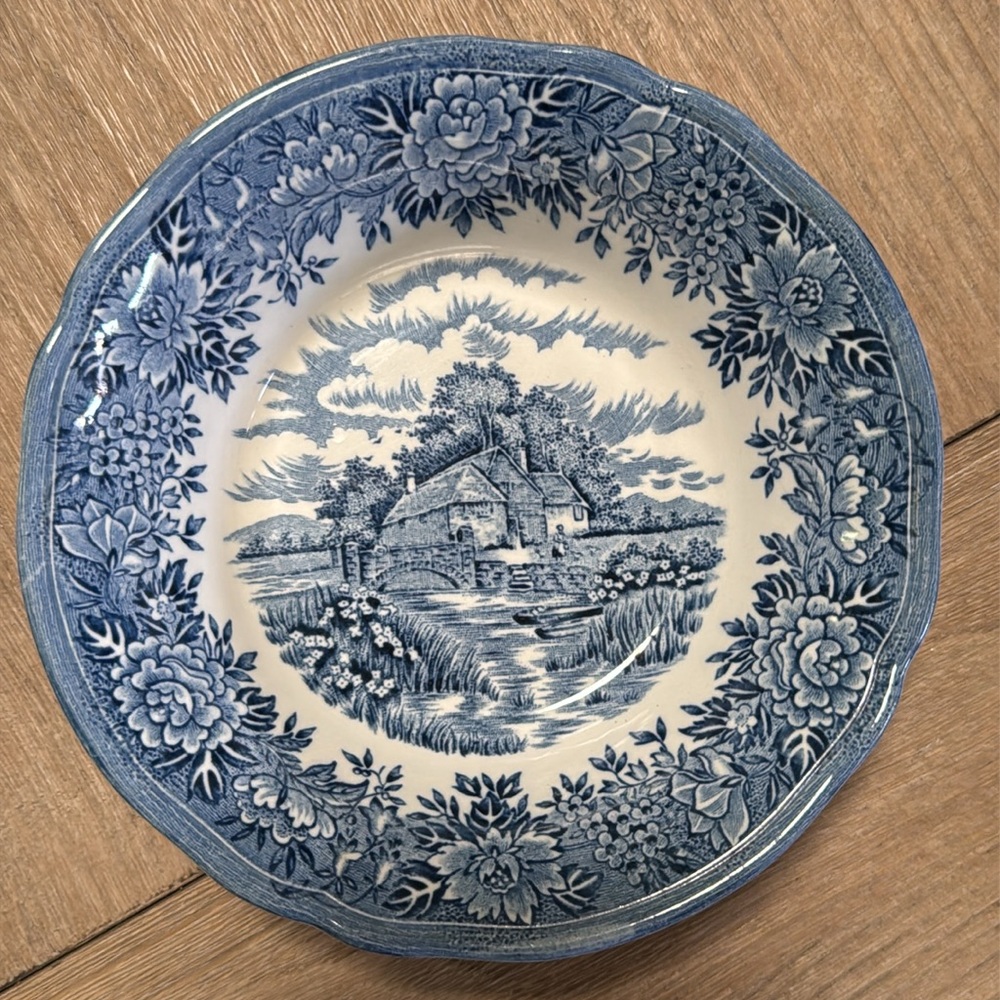 English Village By Salem China Co.